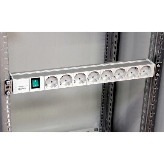Imagem de Actassi - 1U power distribution rail - 8 sockets+switch 19P VDE