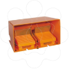 Imagem de Interruptor de pedal duplo XPE-M - IP66 - com tampa - metalico - laranja - 2 NC + 2 NO