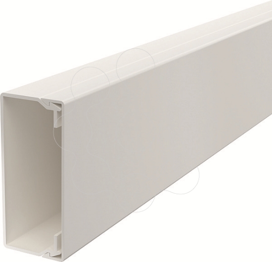 Imagem de Calha com base perfurada 40x90x2000 PVC branco puro 9010